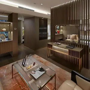 The Landmark Mandarin Oriental Гонконг